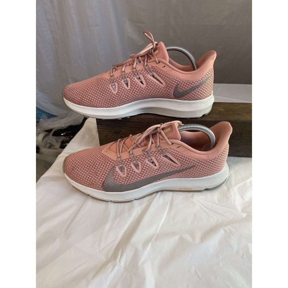 Women's Nike Quest 2 Pink Quartz Lace Up Running Shoes-Size 11-Excellent Cond.‎